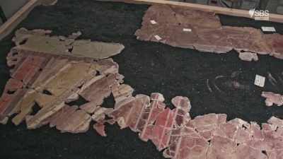 In these 1,200 boxes,
the archaeologists have stored - Roman Megastructures