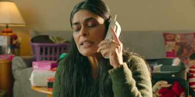 [In Urdu] If you wanted
to become an actor, - The Queen of My Dreams