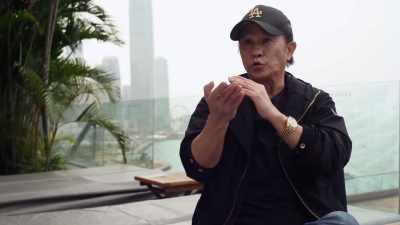 In Wing Chun, forearms
are crucial for defense. - Enter the Clones of Bruce