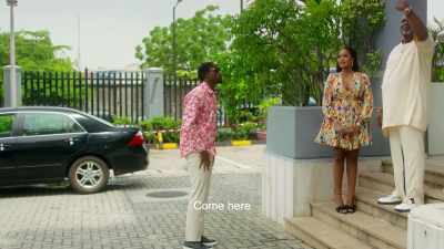 [in Yoruba, scoffs] Uh… Come here. - A Weekend to Forget