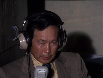 INCHING MY WAY IN, CHE. - Hawaii Five-0