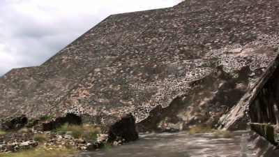 Including
a mysterious network of tunnels - Secrets of the Underground