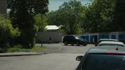 Incoming. Black SUV. - FBI: International