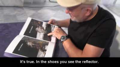 Indeed, you can see a reflection
on the boots. - American Moon