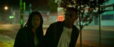 (INDISTINCT CHATTER)
(HORNS HONKING) - The First Purge