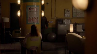 (indistinct chatter on TV) - The Strain