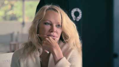 [indistinct chatter on video] - Pamela, A Love Story