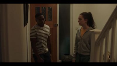 (indistinct chatter over television) - Hanna