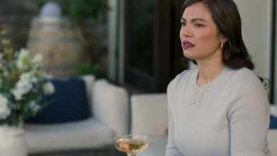[indistinct chatter] - Deadly Wives Club