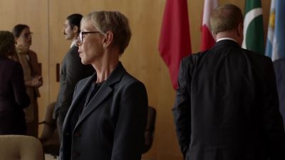 [indistinct chatter] - Homeland