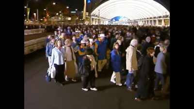 [indistinct chatter] - Midnight Oil: The Hardest Line