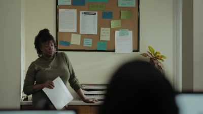 [indistinct chatter] - My Life Is on the Line