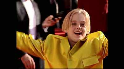 [indistinct chatter] - Aaron Carter: The Little Prince of Pop