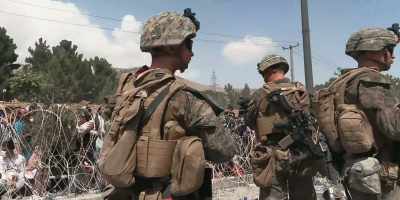 [indistinct chatter] - Escape from Kabul