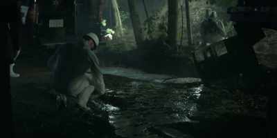 [indistinct chatter] - Ozark