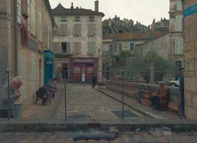 (INDISTINCT CHATTER) - The French Dispatch