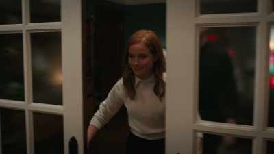 [INDISTINCT CHATTER] - Zoey's Extraordinary Christmas