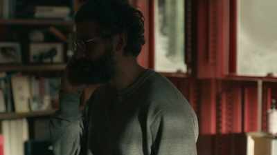 (INDISTINCT CHATTER) - Scenes from a Marriage