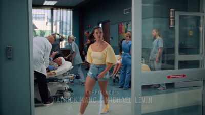 (indistinct chatter) - Doogie Kamealoha, M.D.