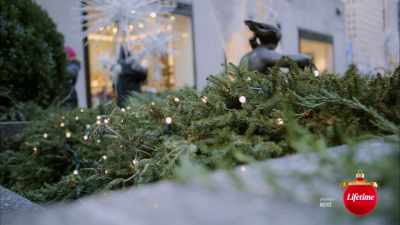 [indistinct chatter] - Christmas Unwrapped