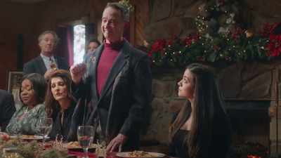 [indistinct chatter] - A Taste of Christmas