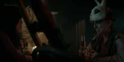[INDISTINCT CHATTER] - Batwoman