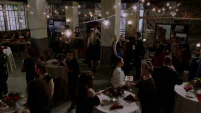 [indistinct chatter] - Pretty Little Liars: The Perfectionists