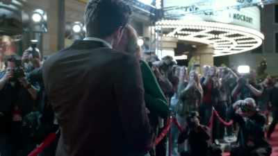 [indistinct chatter] - Famous in Love