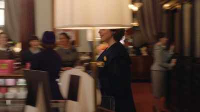 (indistinct chatter) - The Marvelous Mrs. Maisel