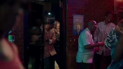 ( indistinct chatter ) - Queen Sugar