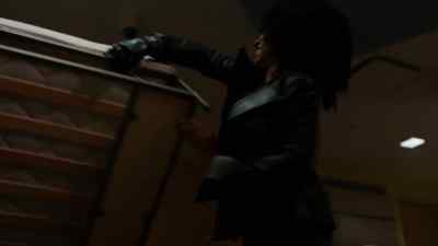 [indistinct chatter] - Marvel's Luke Cage