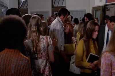 [indistinct chatter] - Pretty Maids All in a Row