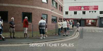 [indistinct chatter] - Welcome to Wrexham
