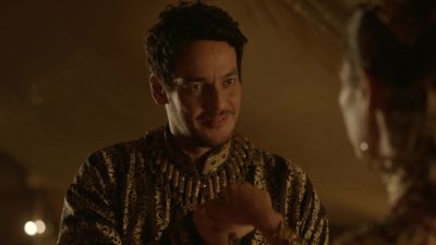 (INDISTINCT CHATTERING) - Vikings