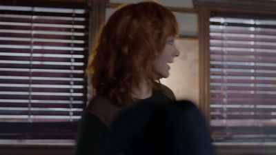 [indistinct chattering] - Reba McEntire's The Hammer