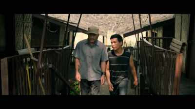 [indistinct conversation in Vietnamese] - Da 5 Bloods