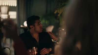 INDISTINCT CONVERSATION - Mood