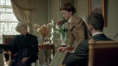 [INDISTINCT CONVERSATIONS] - Grand Hotel