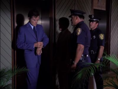 [ INDISTINCT CONVERSATIONS ] - Hawaii Five-0