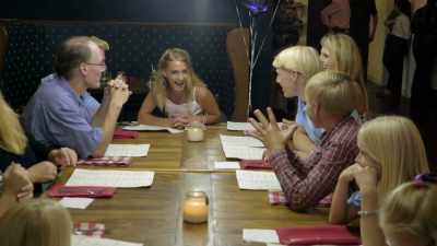 [ INDISTINCT CONVERSATIONS ] - Welcome to Plathville