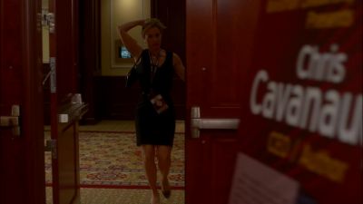 (indistinct conversations) - Desperate Housewives