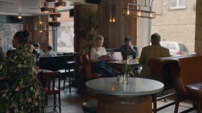 [Indistinct conversations] - The Split