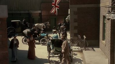 (indistinct conversations) - Murdoch Mysteries