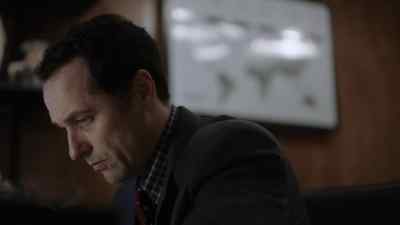 (indistinct conversations) - The Americans
