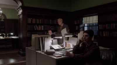 (indistinct conversations) - The Americans