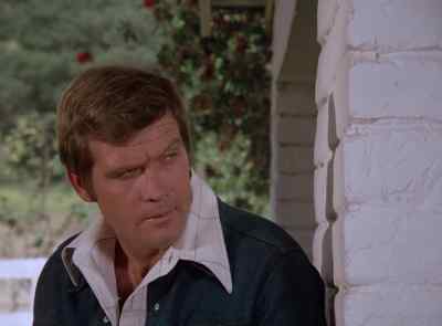 (INDISTINCT DIALOGUE) - The Six Million Dollar Man