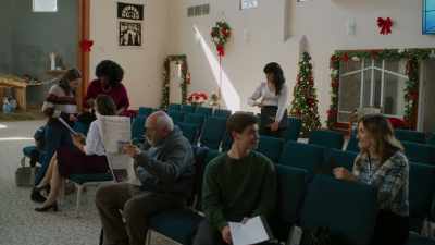 [indistinct exchanges] - Time for Her to Come Home for Christmas