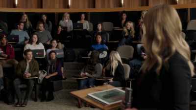 [indistinct murmuring] - Pretty Little Liars: The Perfectionists