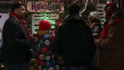 [indistinct chatter] - Lacy's Christmas Do-Over