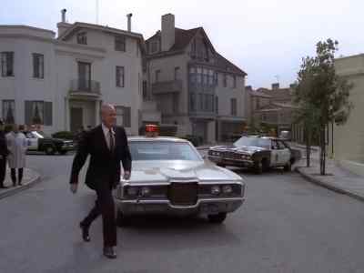 ( indistinct radio chatter ) - The Streets of San Francisco